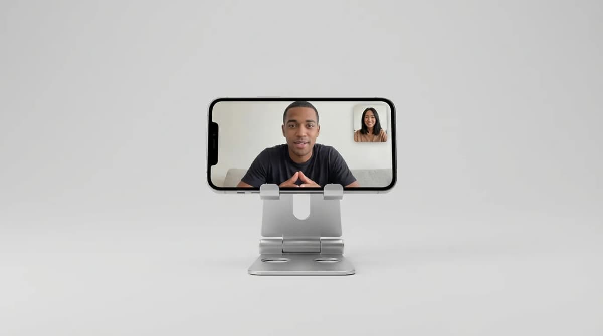 Best Phone Stands for Travel Video Calls
